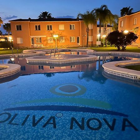Apartment Sevilla III Golf ,Big Pool And Seaside Oliva Eksteriør bilde