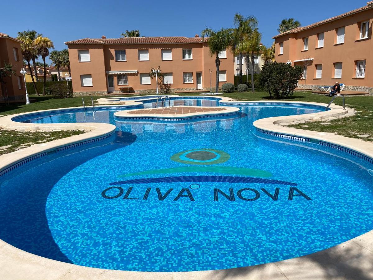 Apartment Sevilla III Golf ,Big Pool And Seaside Oliva Eksteriør bilde