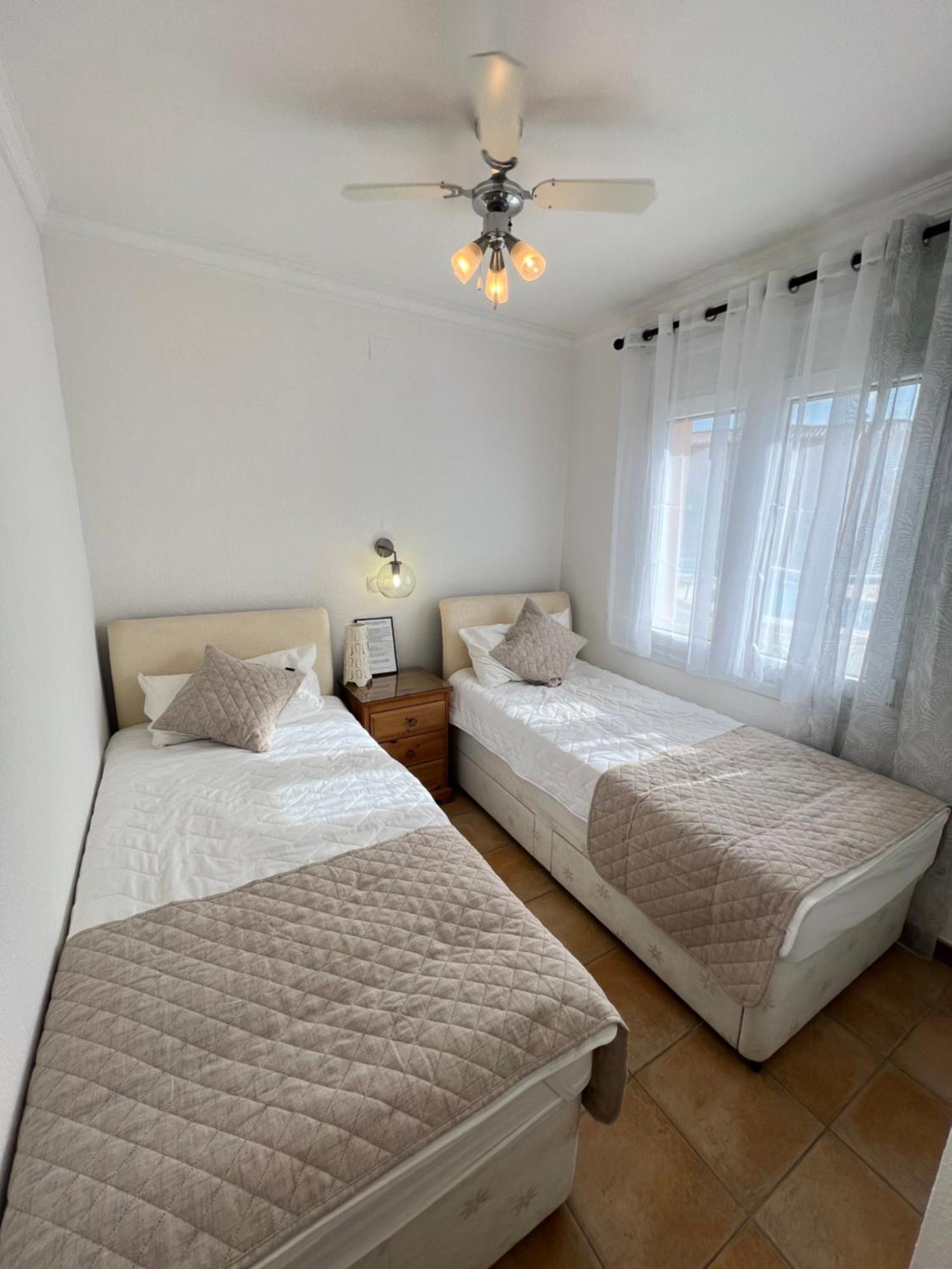Apartment Sevilla III Golf ,Big Pool And Seaside Oliva Eksteriør bilde